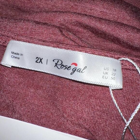 Rose gal maroon Twist Hem blouse women’s size 2X NWT - Picture 5 of 6